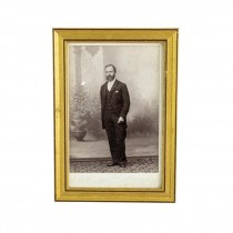 PICTURE FRAME-Gld-Gentleman Standing