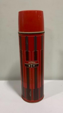 THERMOS-Vintage Red & Black Thermos