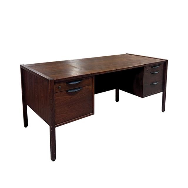 (40130366)DESK-Mid Century Teak Executive Desk w|Black Pull Handles