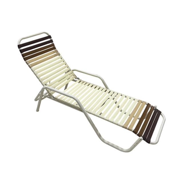 (40330030)BEACH/ POOL LOUNGE CHAIR-Beige & Brown Vinyl Chaise